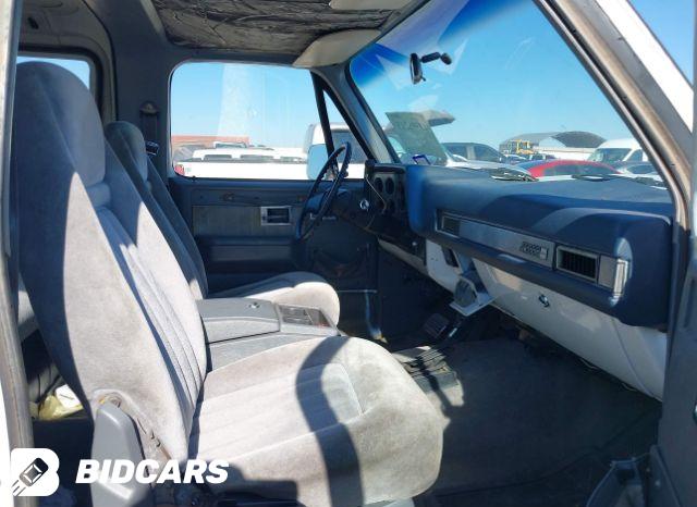 1GKEV18K3HF530656 photo no. 5